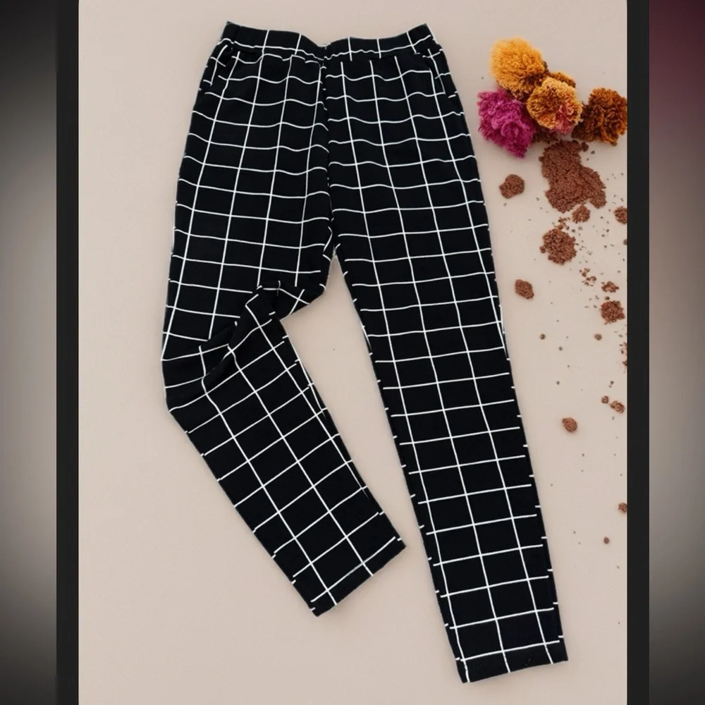 Black and White Women's Straight Leg Pants - Picture 1 of 4